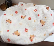 JESMARY-Bí Mật Để Bé Thoáng Mát Trong Ngày Hè: Khăn Sữa Muslin Siêu Thoáng Khí